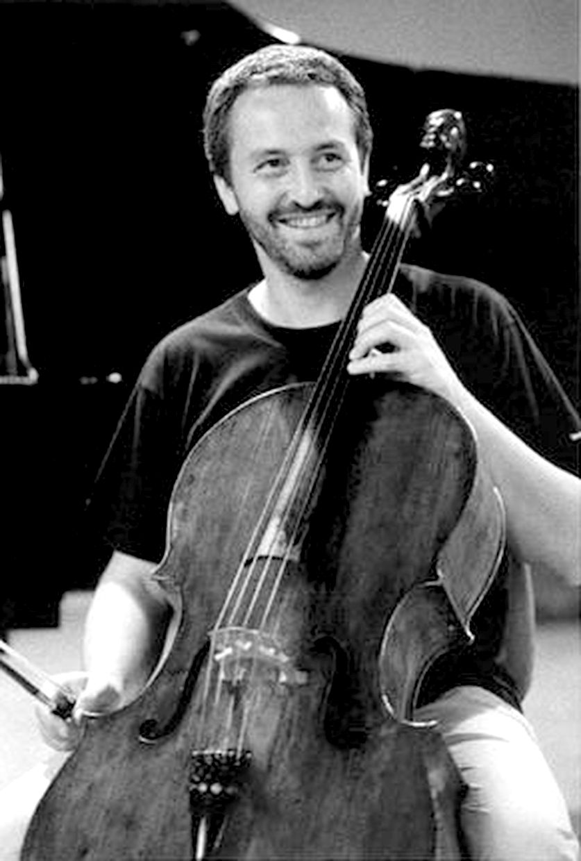 Марио Брунелло